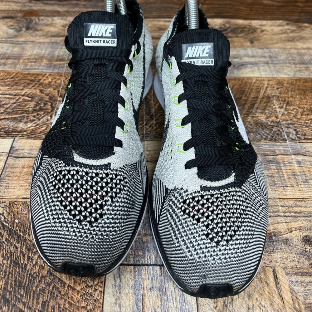 Nike Flyknit Racer Black White Volt Running Shoes 526628-011 Mens Size 8.5 Rare
